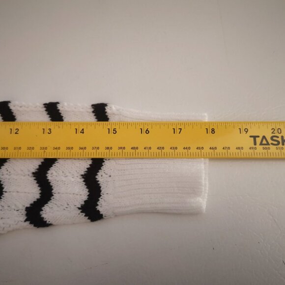 Loft Ladies Size Medium Long Sleeve Black & White Loose Fit Sweater - Picture 6 of 7